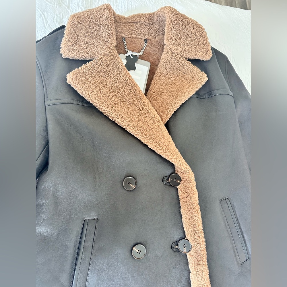 Drejani Genuine Lambskin Shearling Coat • Brown & Camel - Picture 7 of 17